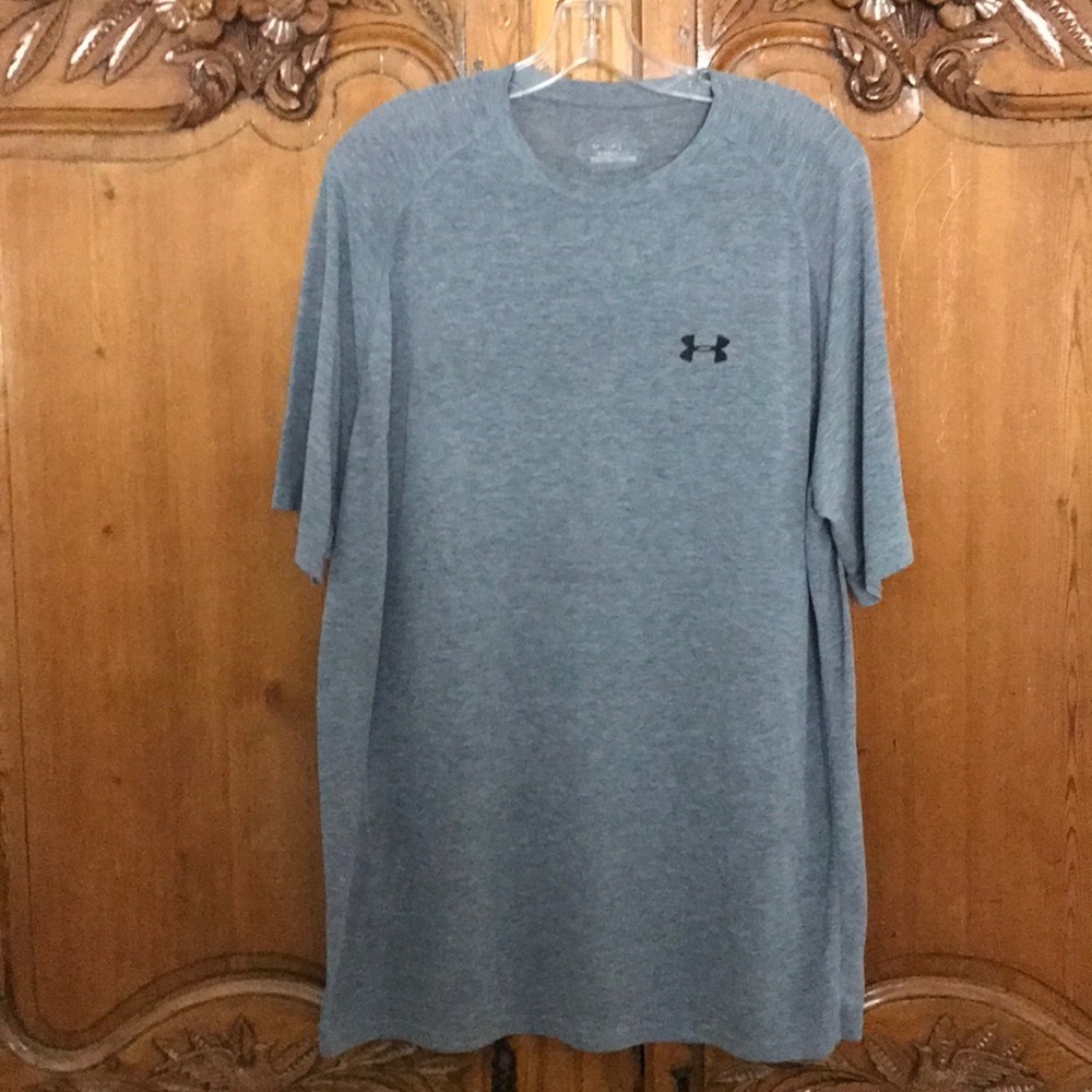 Men’s Under Armour Classic Gray Crew Neck Tee